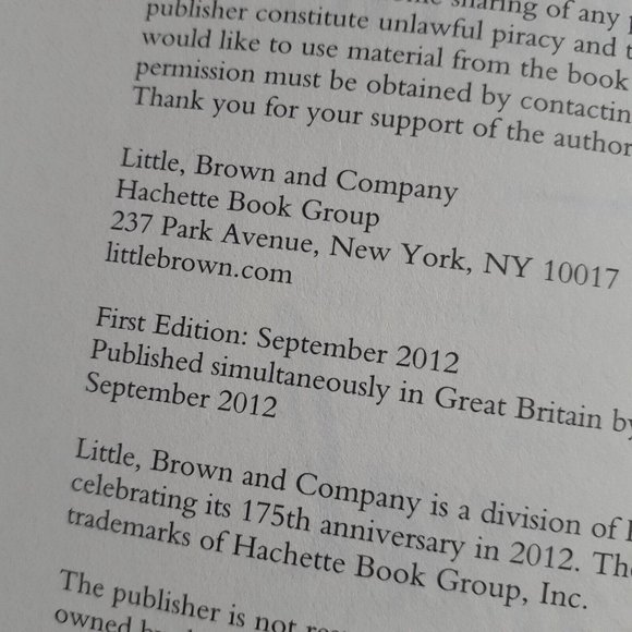 The Casual Vacancy by J. K. Rowling First Printing (2012, Hardcover) - Picture 4 of 16